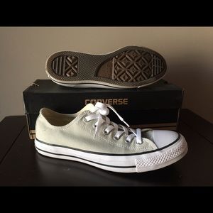 Chuck Taylor All Star Shoes Women's 9.5